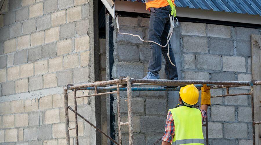 Professional roofing contractor services in Campbell